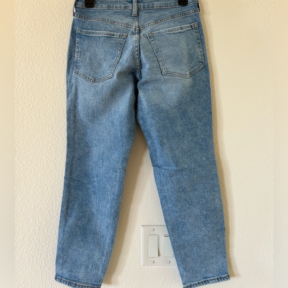 Old Navy - High Raise - O. G. Straight Jeans - Picture 2 of 6